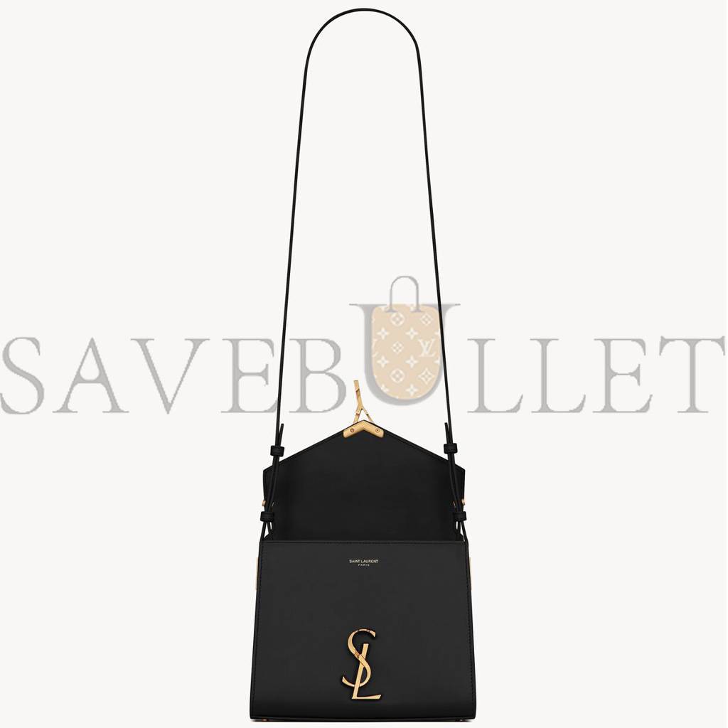 YSL CASSANDRA MINI IN BOX SAINT LAURENT 6239300SX0W1000 (20*16*7.5cm) YSL CASSANDRA MINI IN BOX SAINT LAURENT 6239300SX0W1000 (20*16*7.5cm)